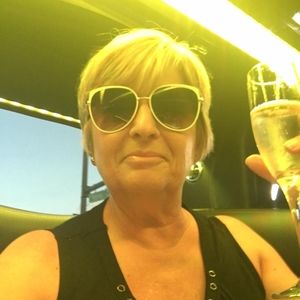 Meet your Posher, Shari